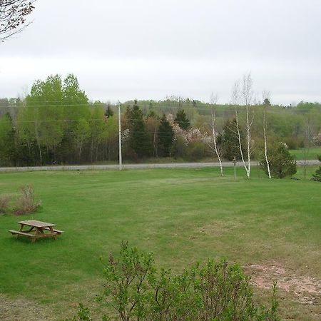 Forest Haven Inn Tatamagouche Exterior foto